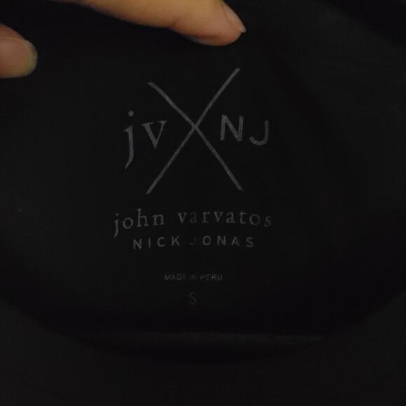 John Varvatos X Nick Jonas Limited Edition T-Shirt Sz Small Black NWT - Picture 5 of 9
